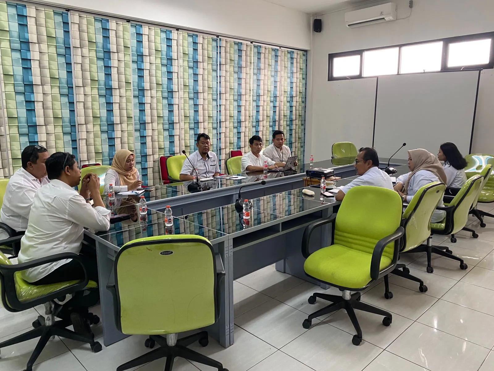 Rapat dengan DP3A Terkait Penentuan Metode Pengadaan Langsung Pemeliharaan Gedung PKK